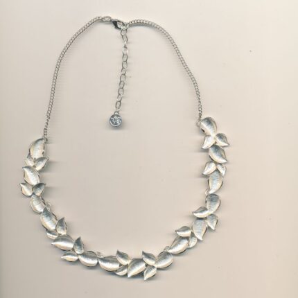 Mode halskæde - sølv blade
